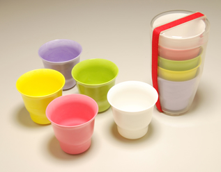Heat-resistant cups
